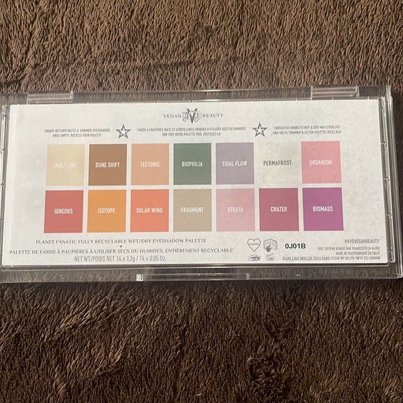 KVD Beauty Planet Fanatic Fully Recyclable Eyeshadow Palette - Picture 8 of 8